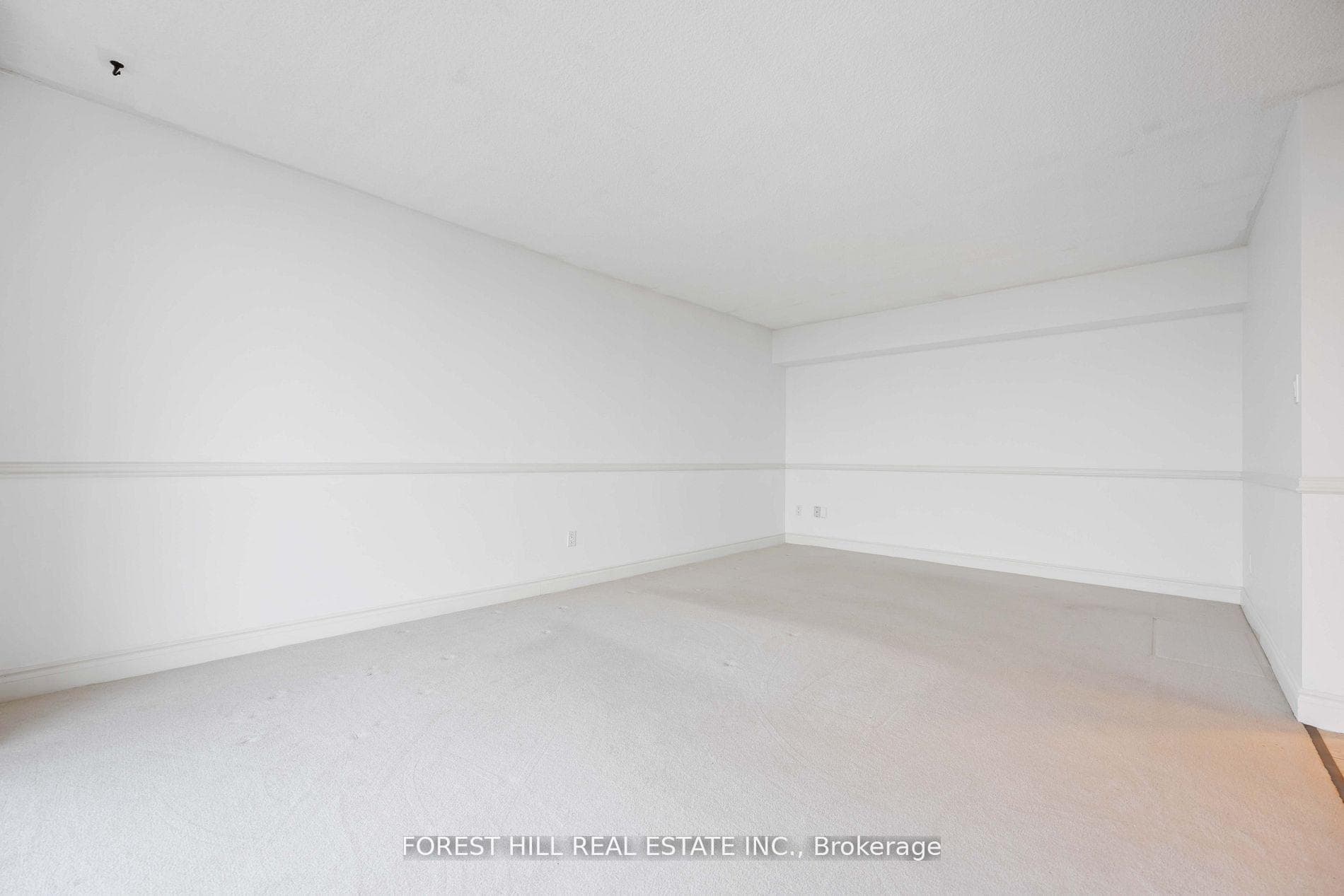 2350 Bridletowne Circle Unit 1004 photo 22