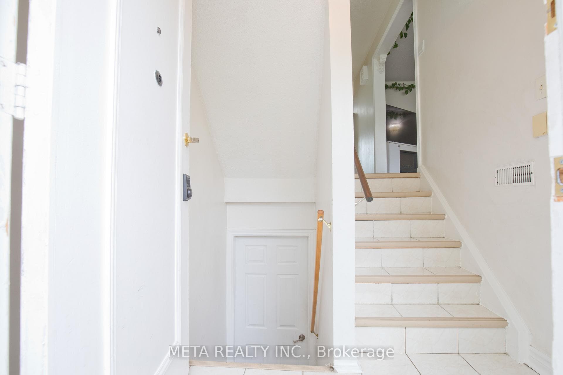 3525 Brandon Gate Drive Unit 27 photo 4
