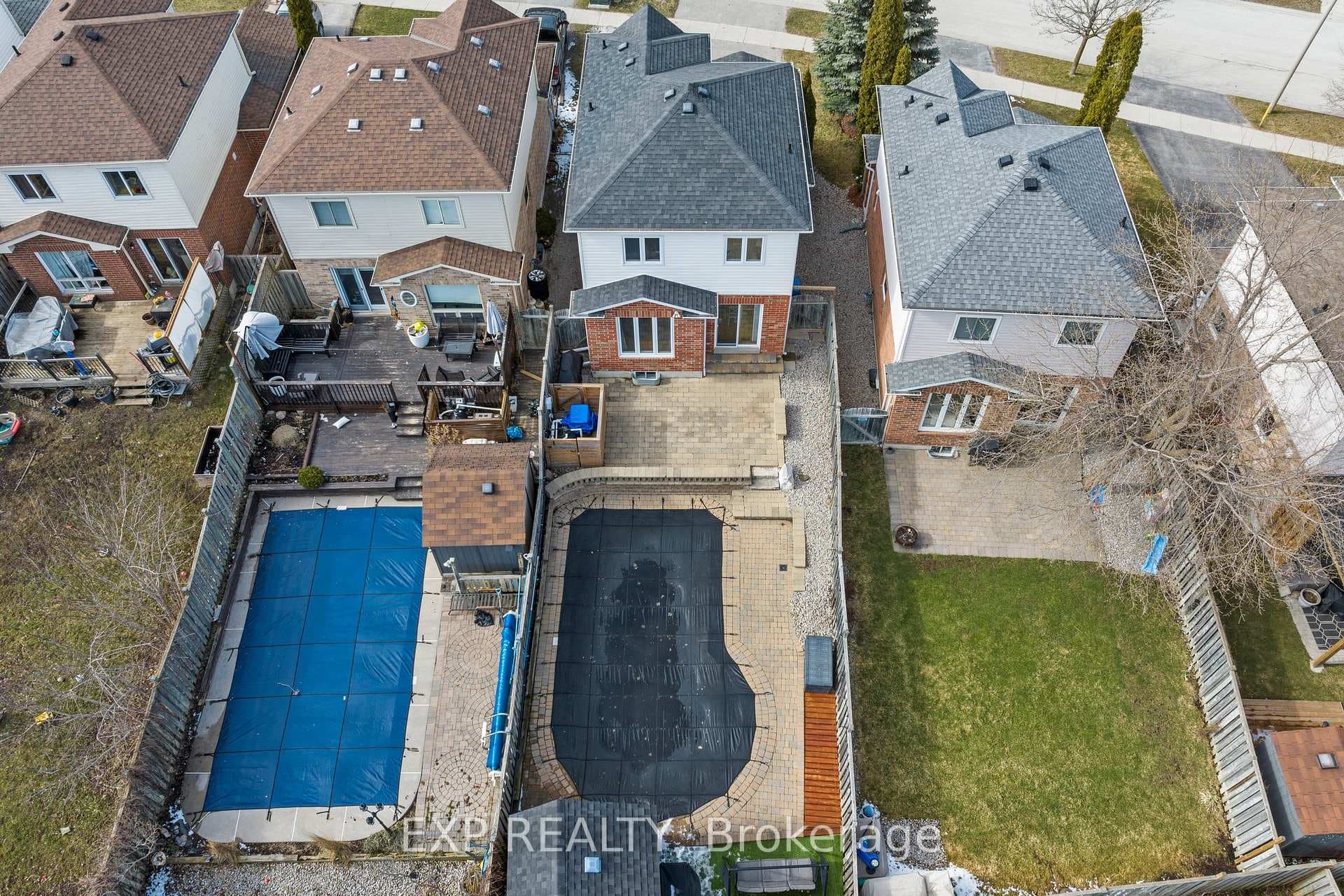 11 Bates Court photo 31