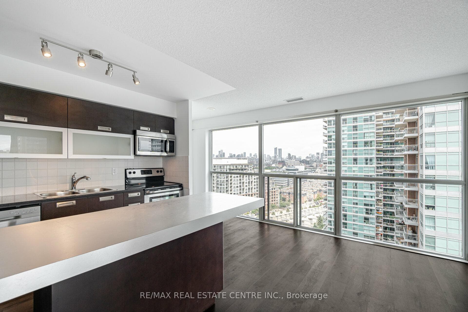 100 Western Battery Road Unit 1702 photo 8