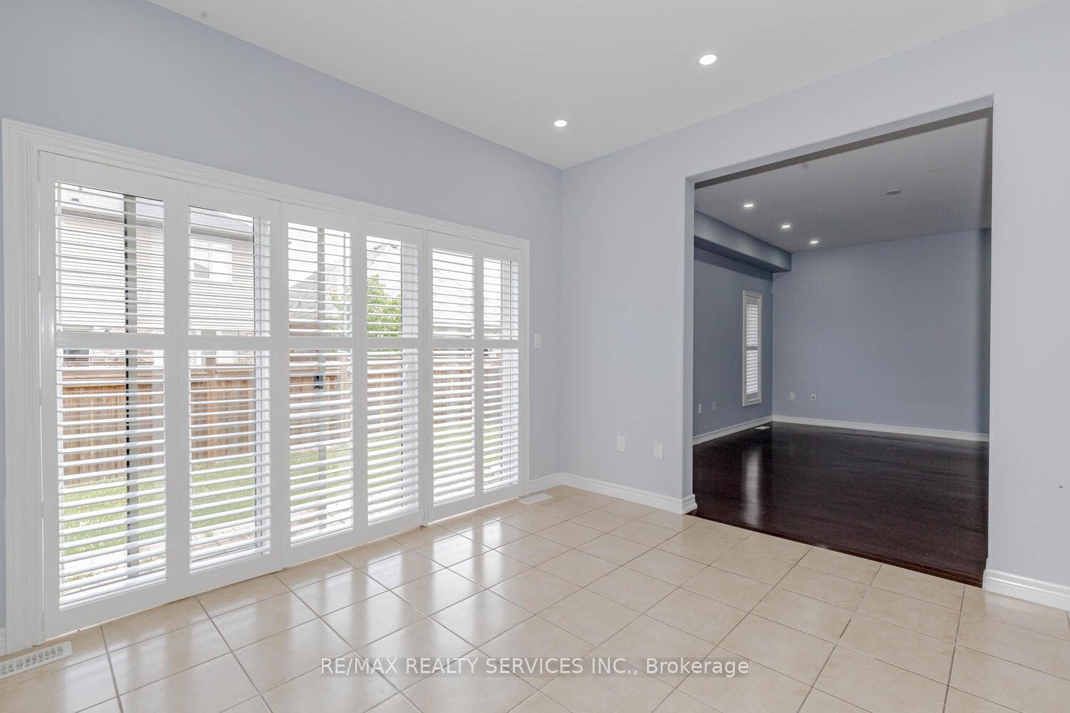 263 Westbank Trail photo 13