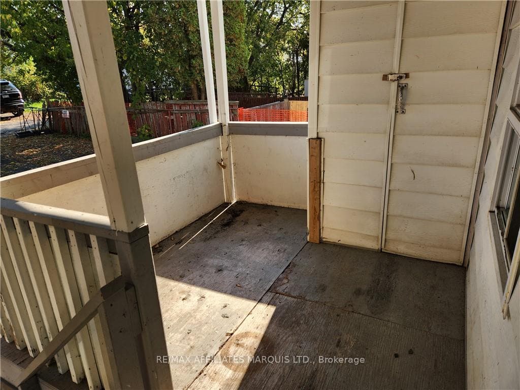 213 GUY Street photo 9