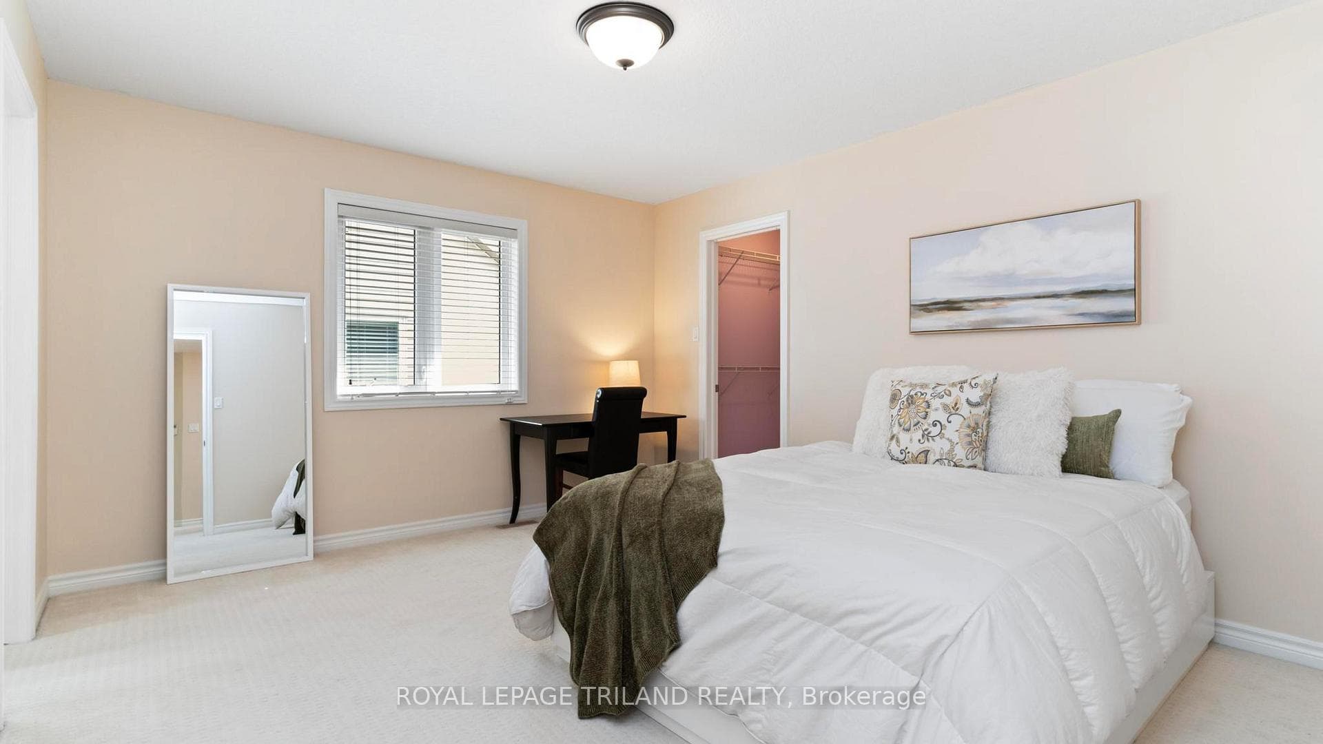 55 Ambleside Drive photo 26