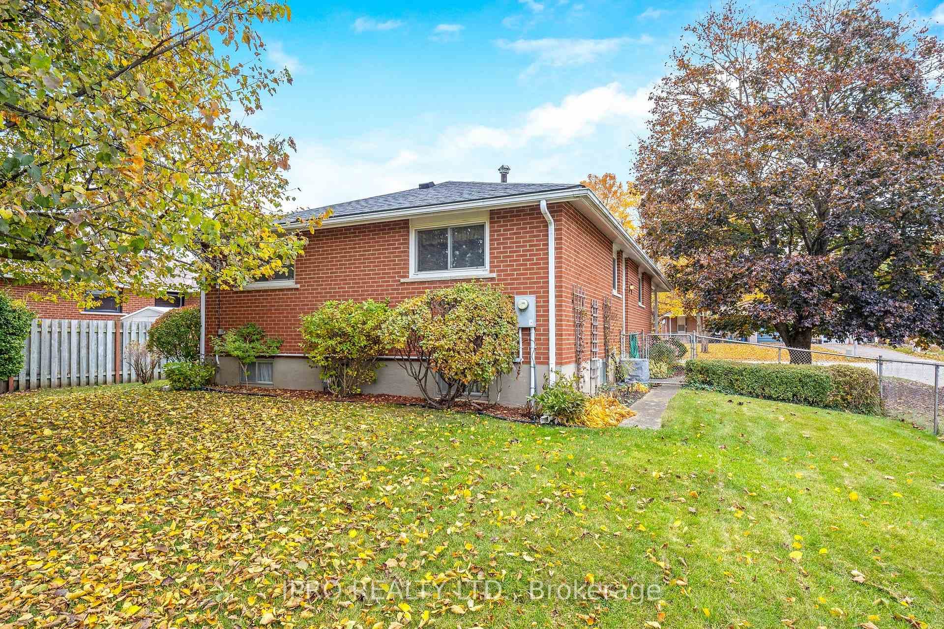 185 Elmore Drive photo 28