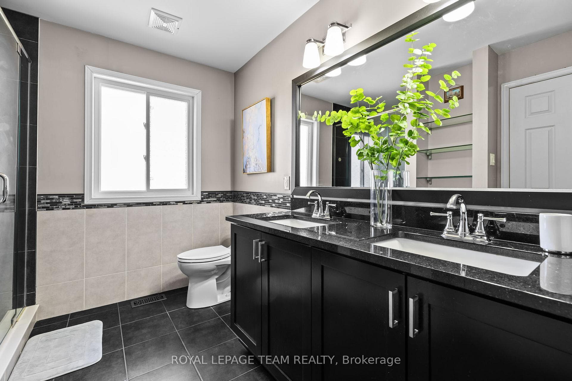 938 Torovin Private Avenue photo 18