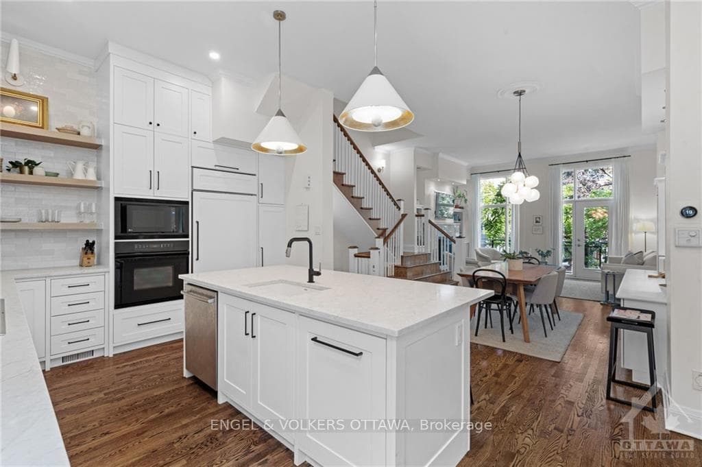 33 DUFFERIN Road photo 9