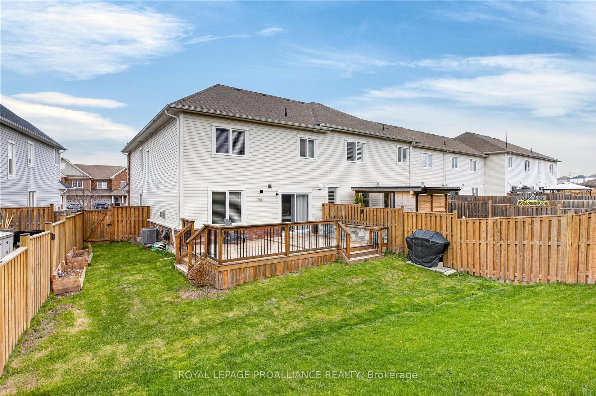 61 Briggs Grove photo 44