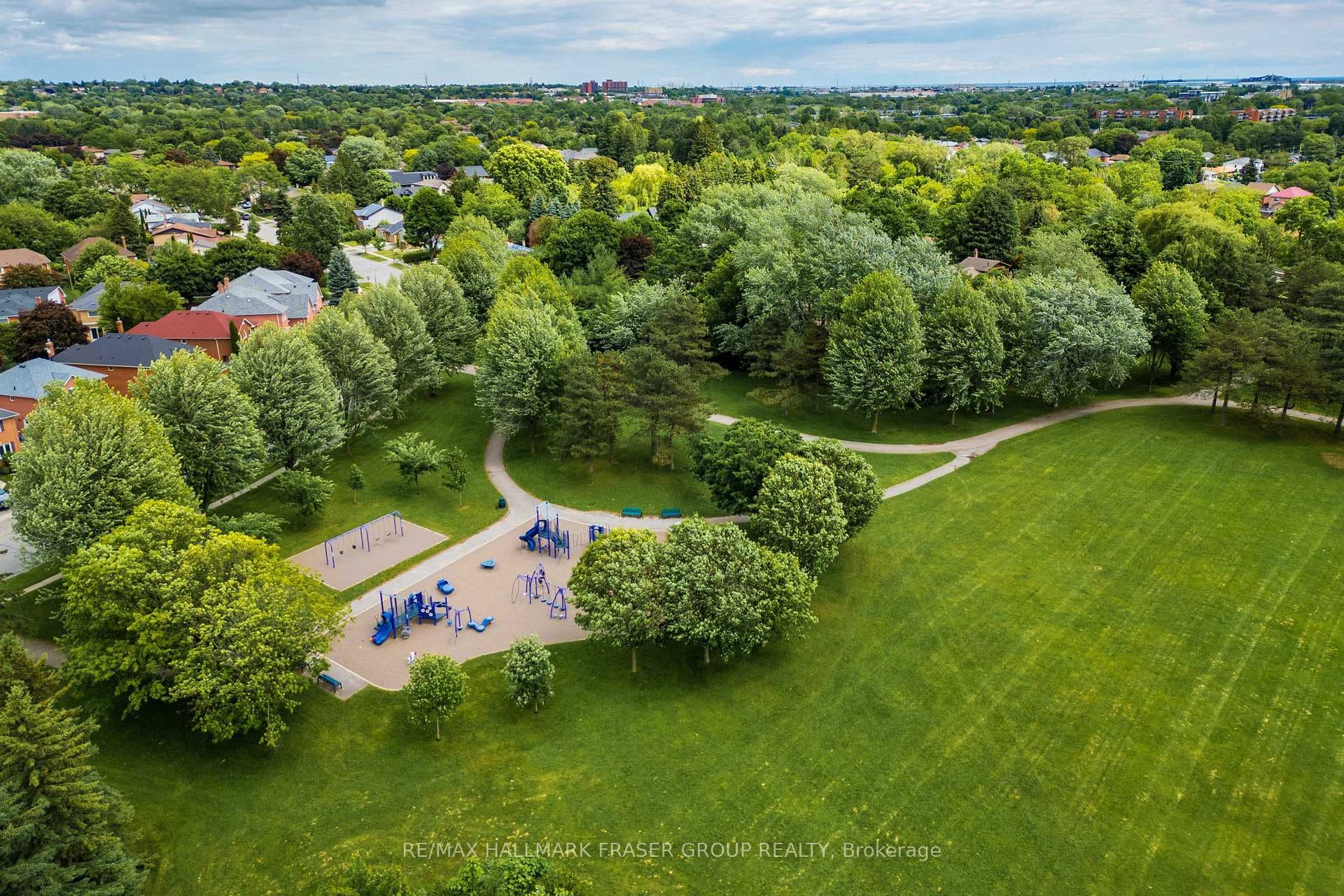 39 Ivanic Court photo 16