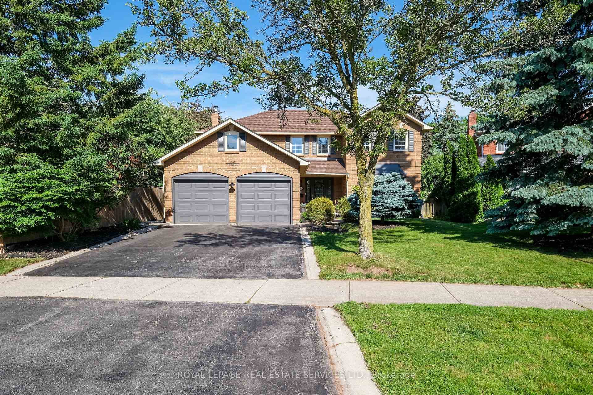 1267 Windrush Drive photo 2