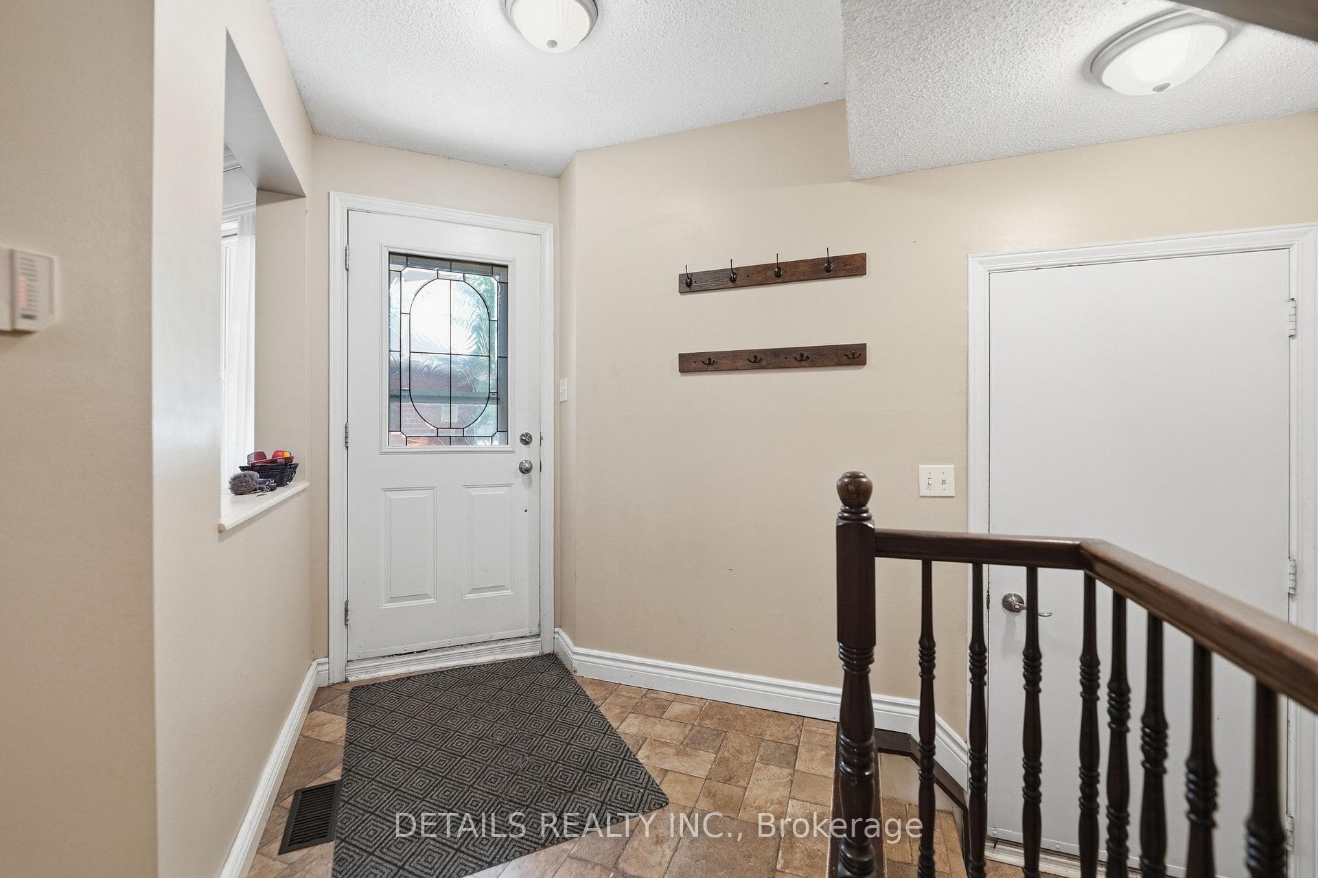 24 Southport Drive photo 3
