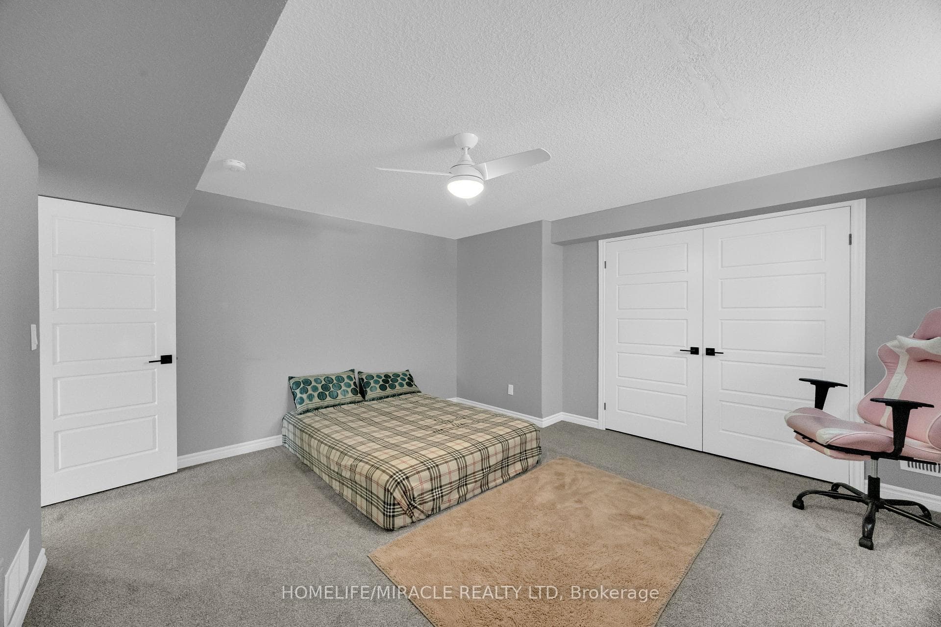 78 Matheson Crescent photo 34