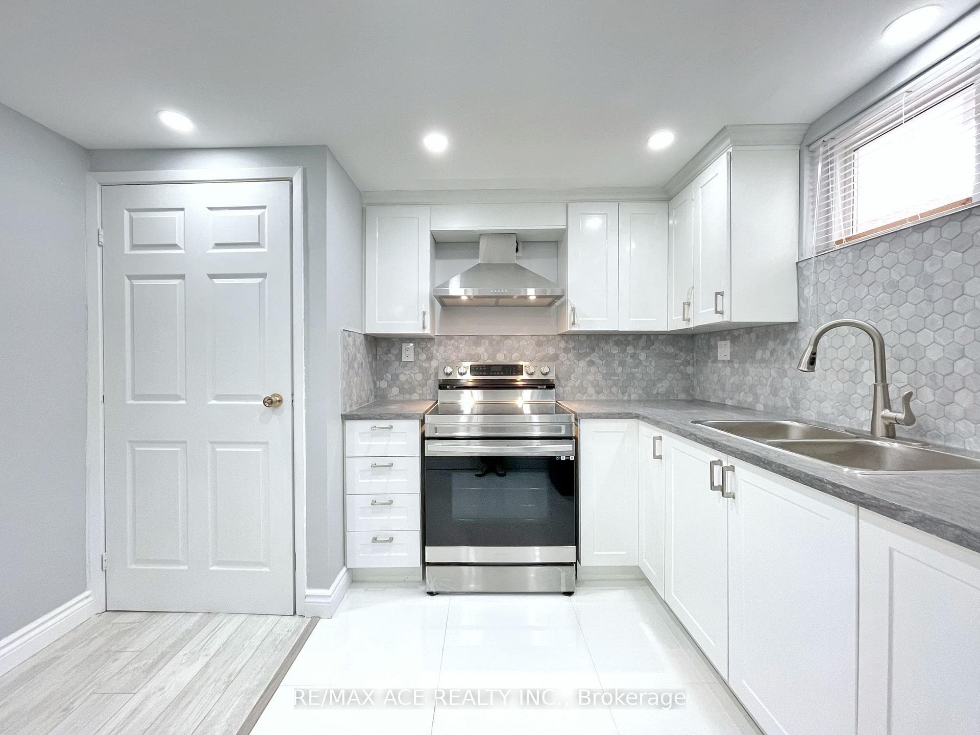 3275 TRISHA Downs Unit Lower photo 7