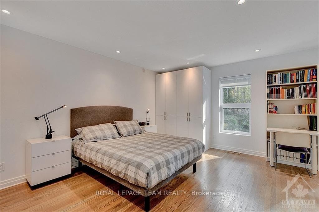 589 MOUNTAINVIEW Road photo 13