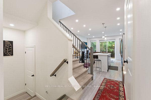 535 Quebec Street photo 13
