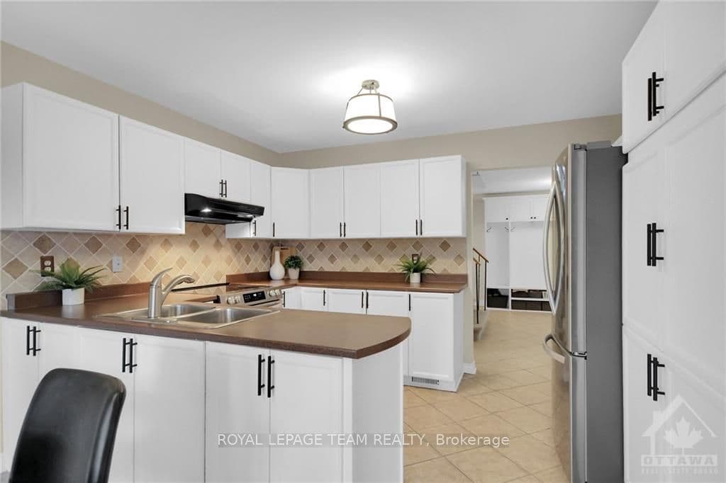 22 SHETLAND Way photo 11