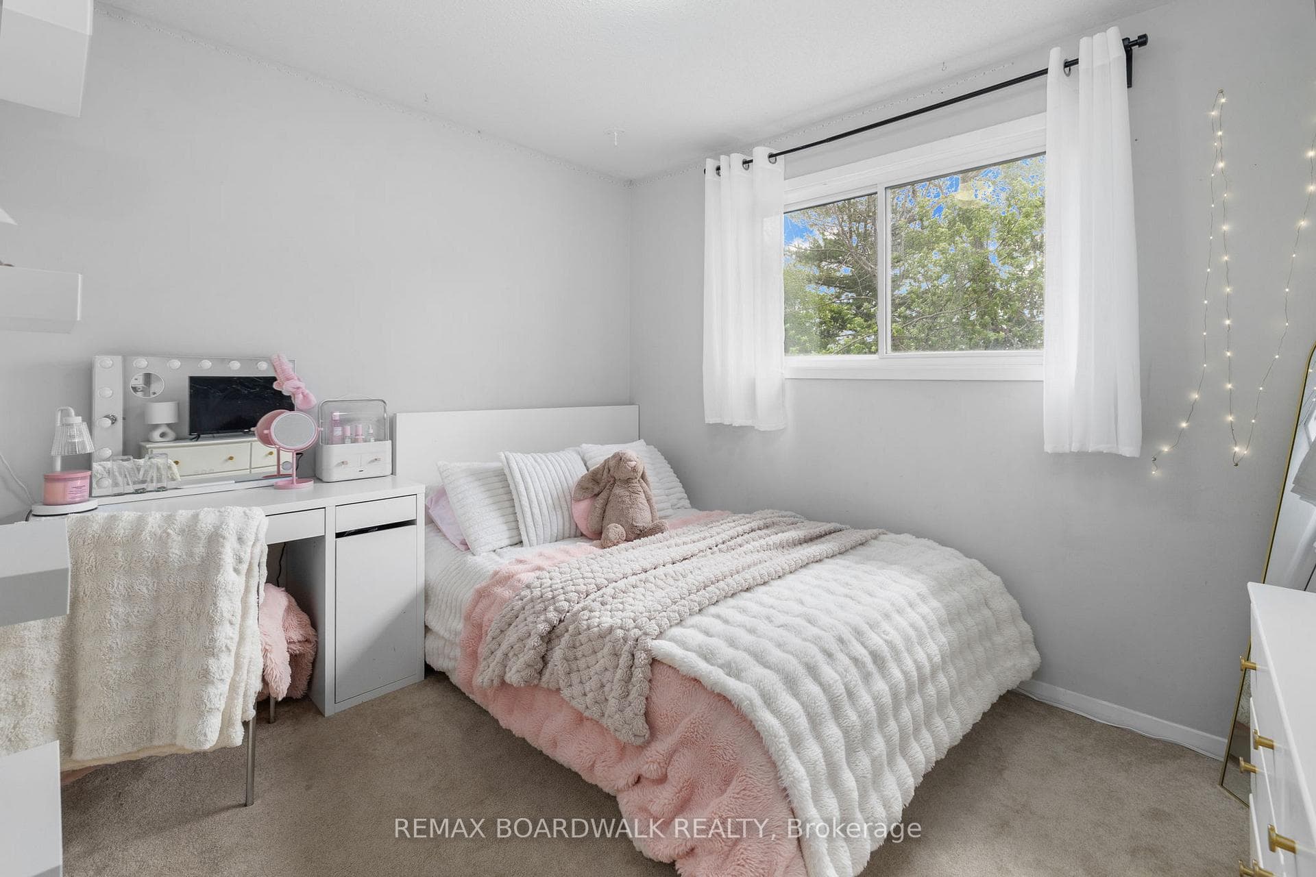 8 Jessie Drive photo 36