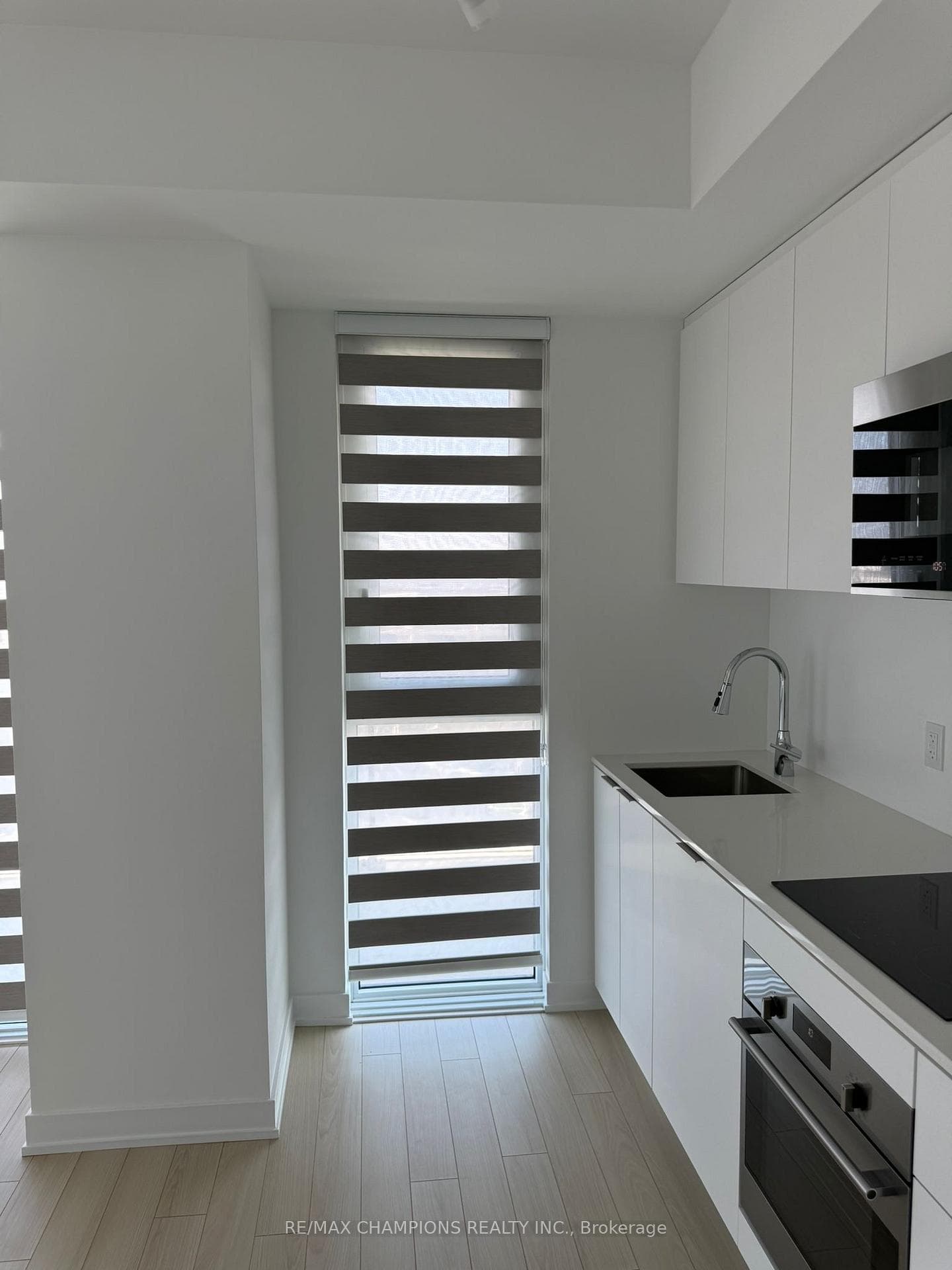 15 Skyridge Drive Unit 2120 photo 27
