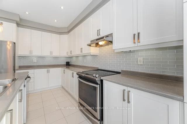 133 Hatt Court photo 14