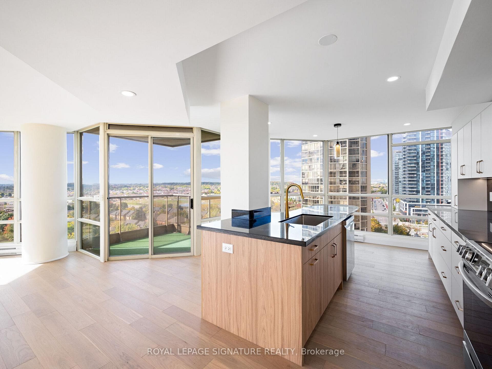 45 Kingsbridge Garden Circle Unit 1411 photo 8