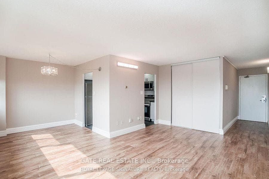 725 Don Mills Road Unit 1601 photo 7