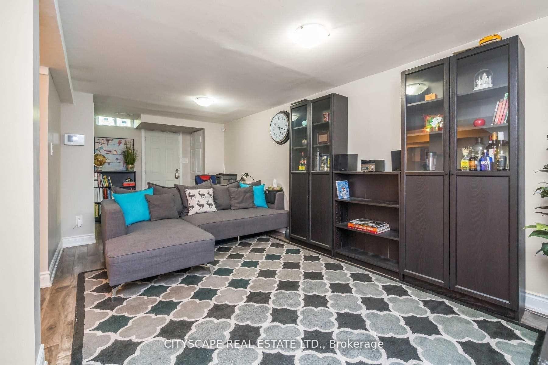 6103 Silken Lauman Way photo 2