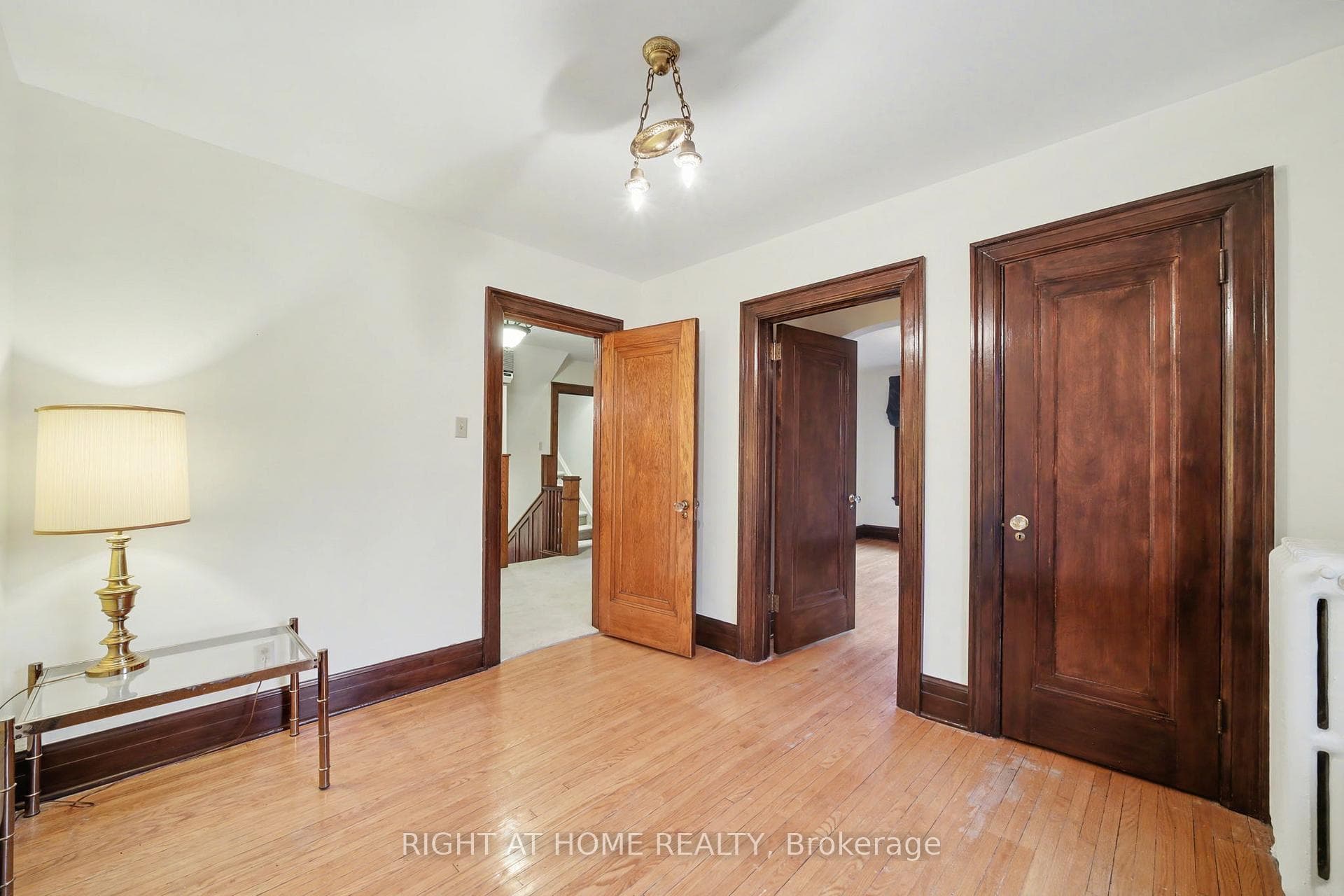 32 Hollywood Crescent photo 22