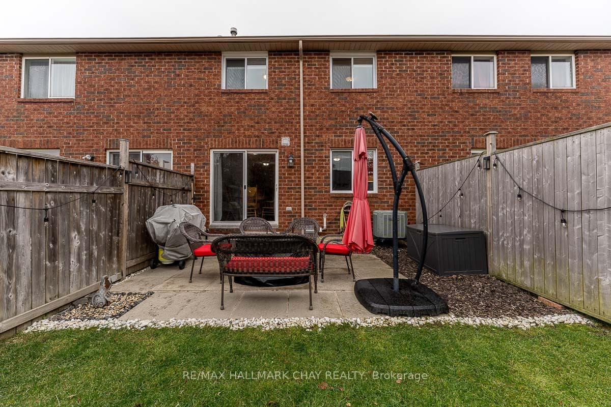 50 Raymond Crescent photo 26