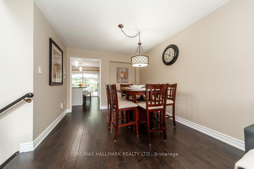 73 Armitage Crescent photo 6