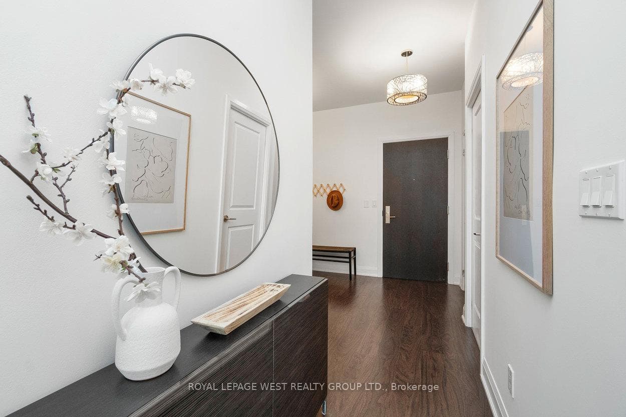 35 Fontenay Court Unit 1003 photo 17
