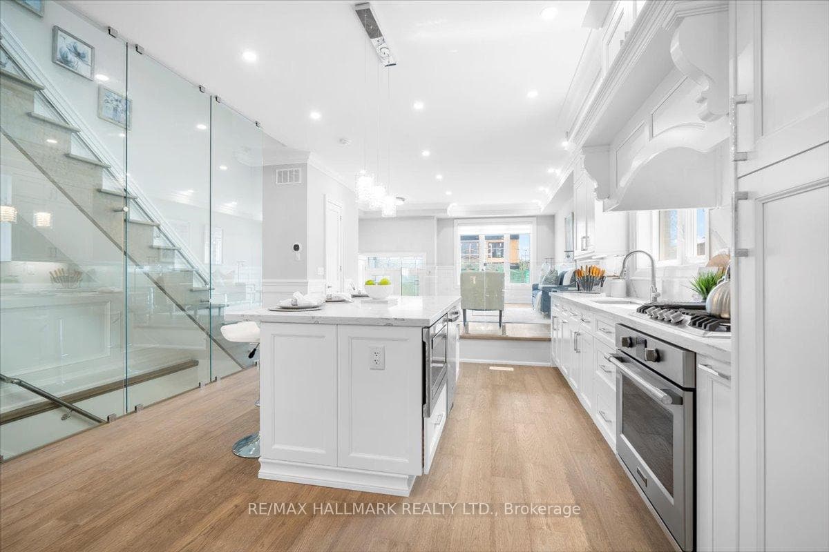 58 Rhydwen Avenue photo 13