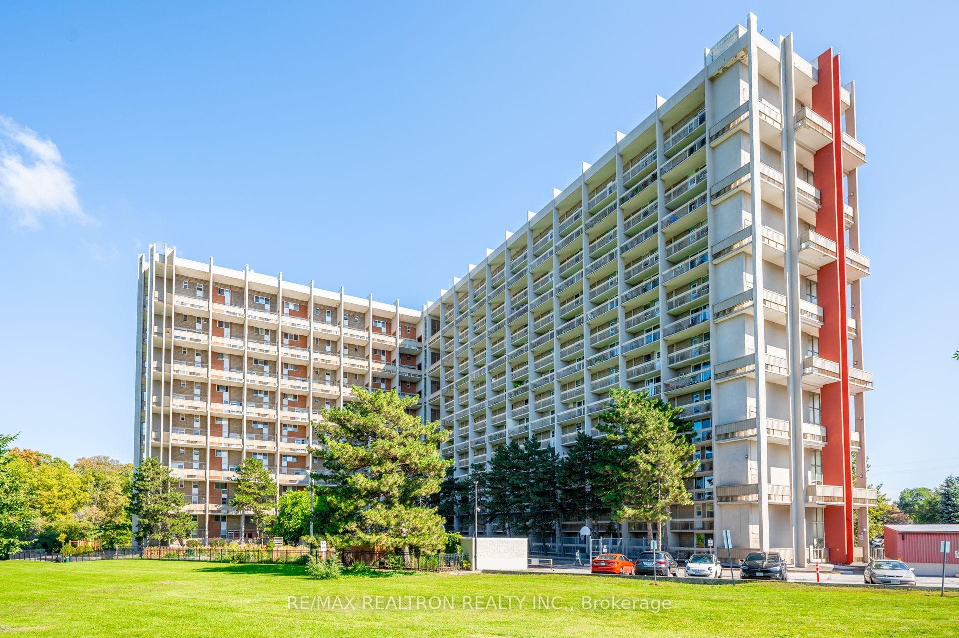 350 Quigley Road Unit 421 photo 17
