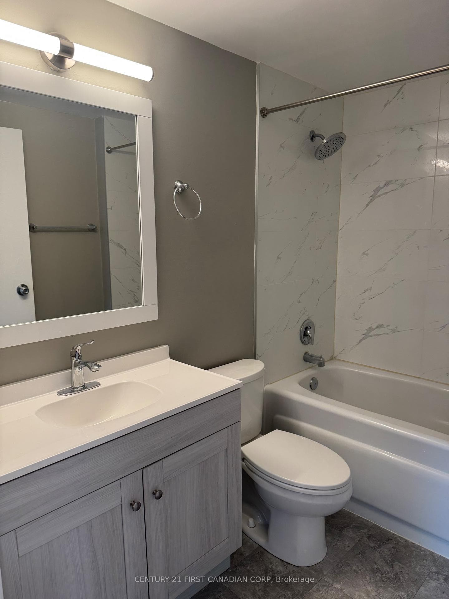 5 Jacksway Crescent Unit 206 photo 18