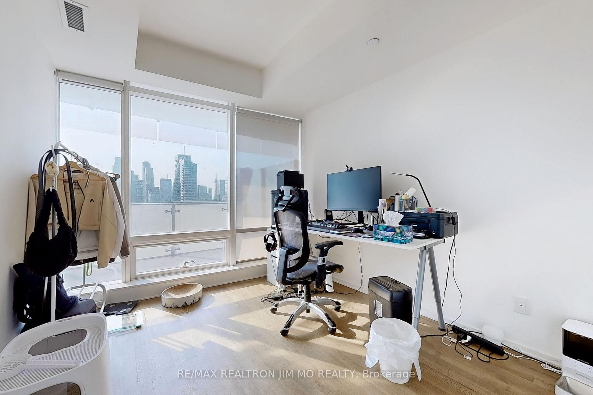 1 Bloor Street Unit 2304 photo 15