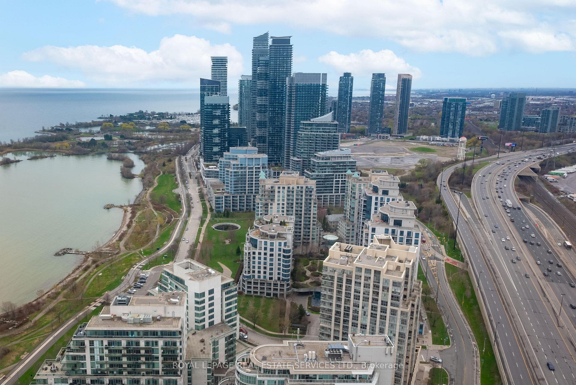 2045 Lake Shore Boulevard Unit 4503 photo 11