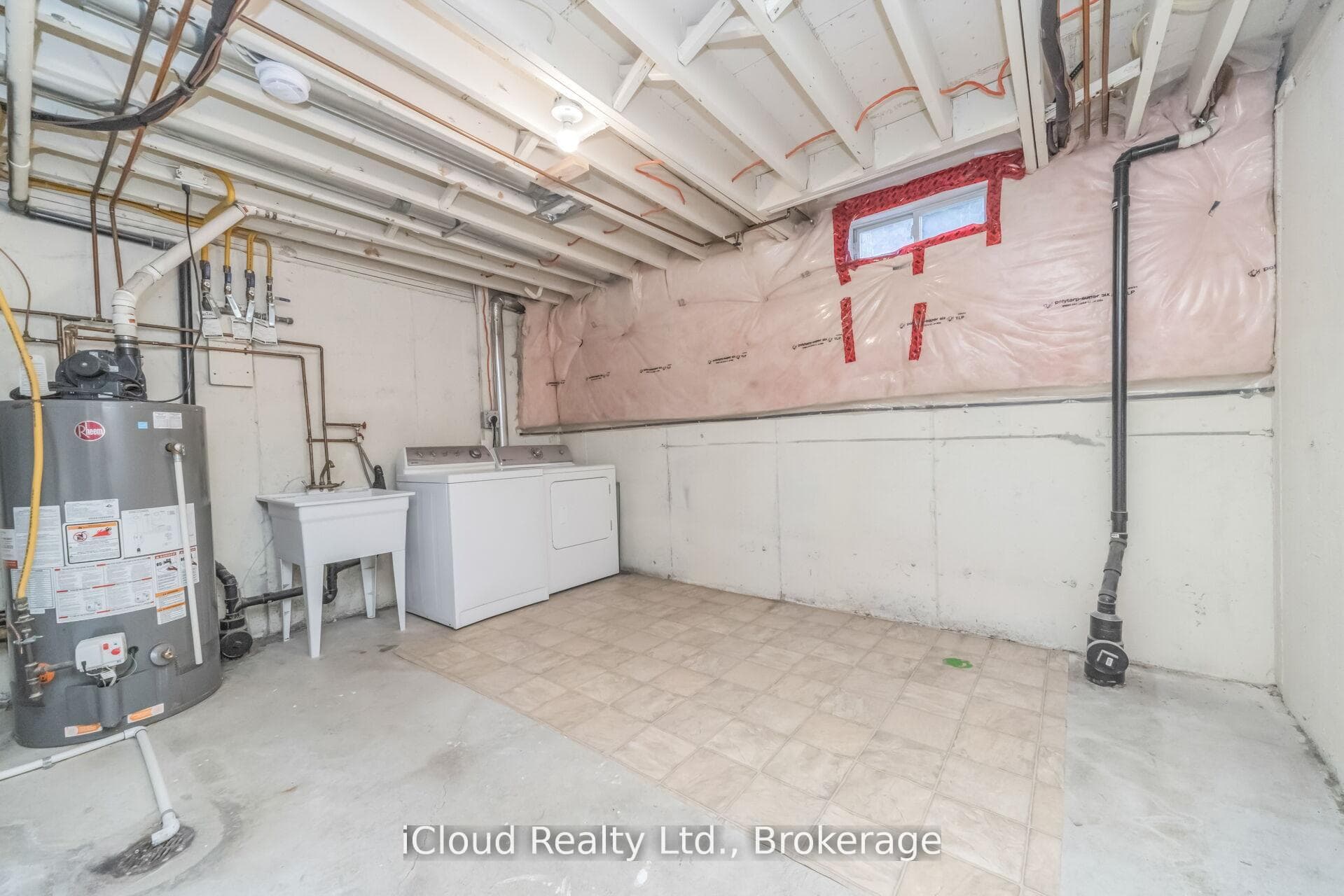 63 Spadina Road photo 34