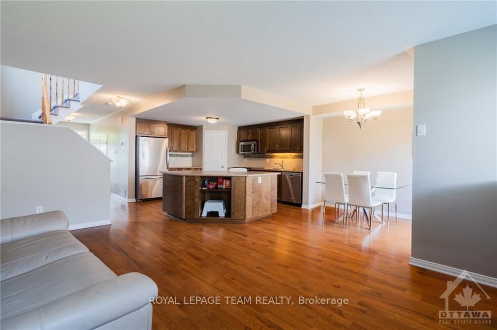 1530 CARRONBRIDGE Circle photo 9