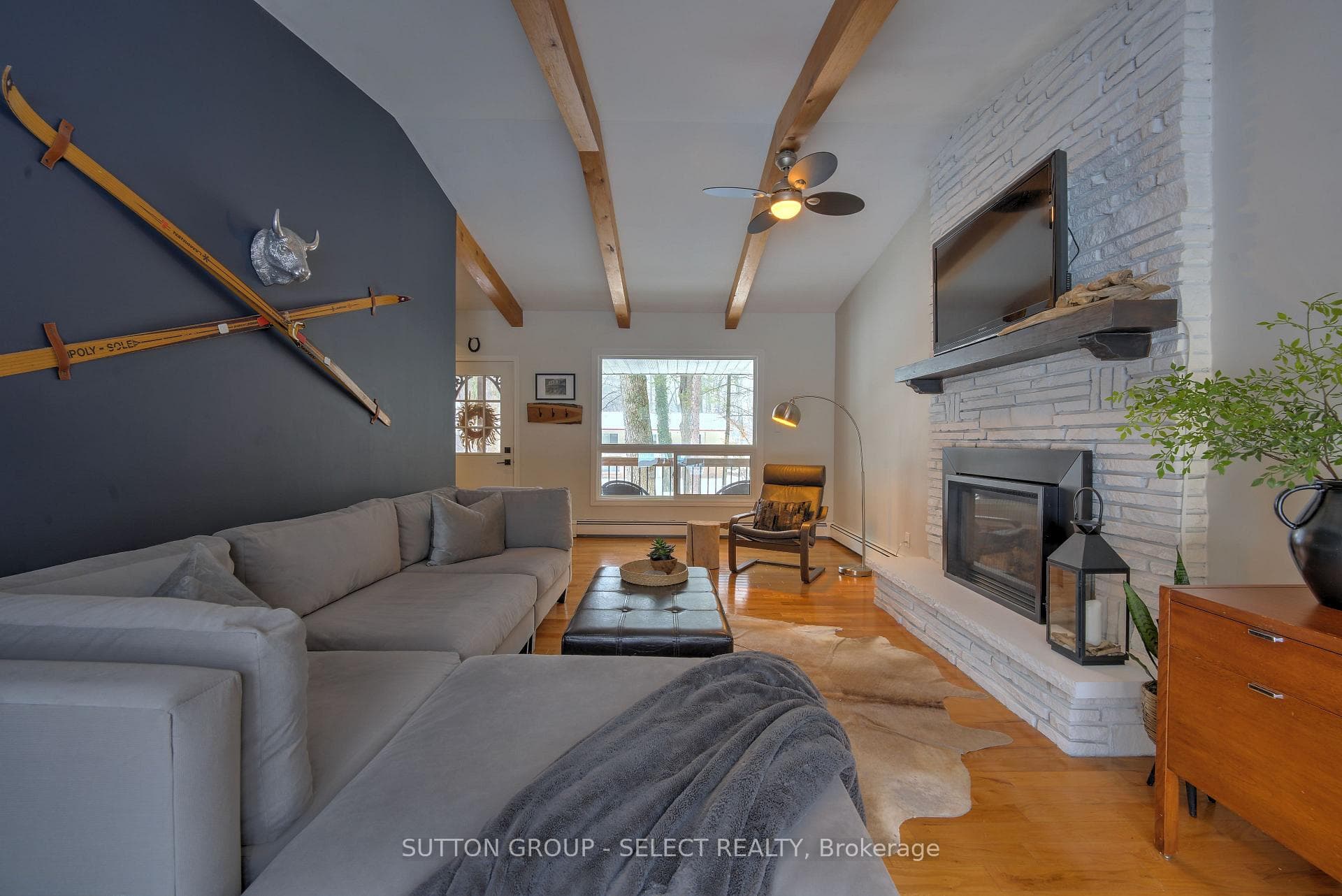 10217 Parkside Crescent photo 20