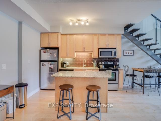 1 Scott Street Unit 405 photo 5