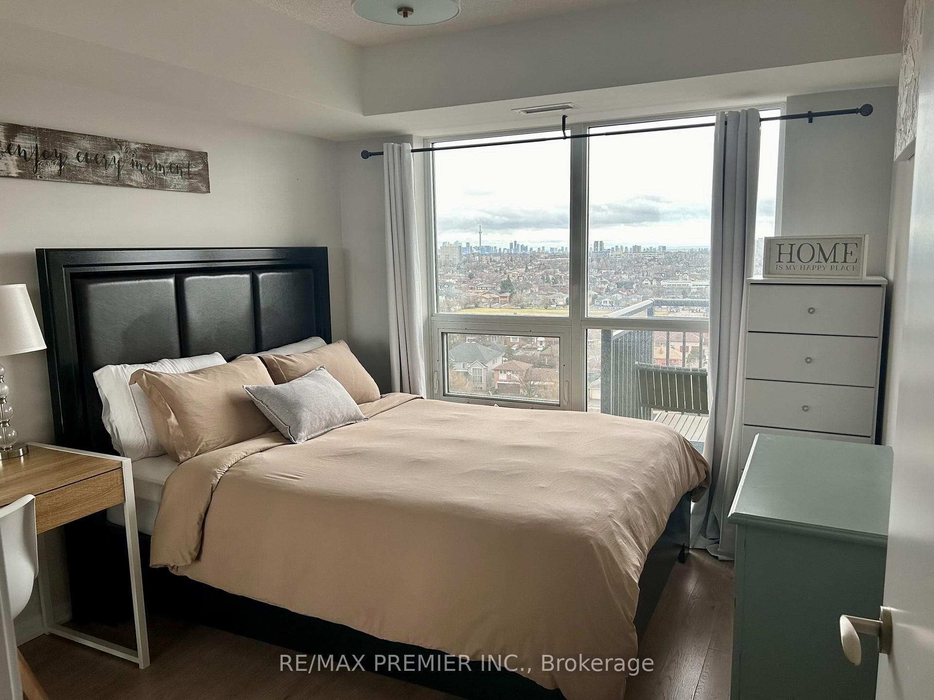 830 Lawrence Avenue Unit 1109 photo 11