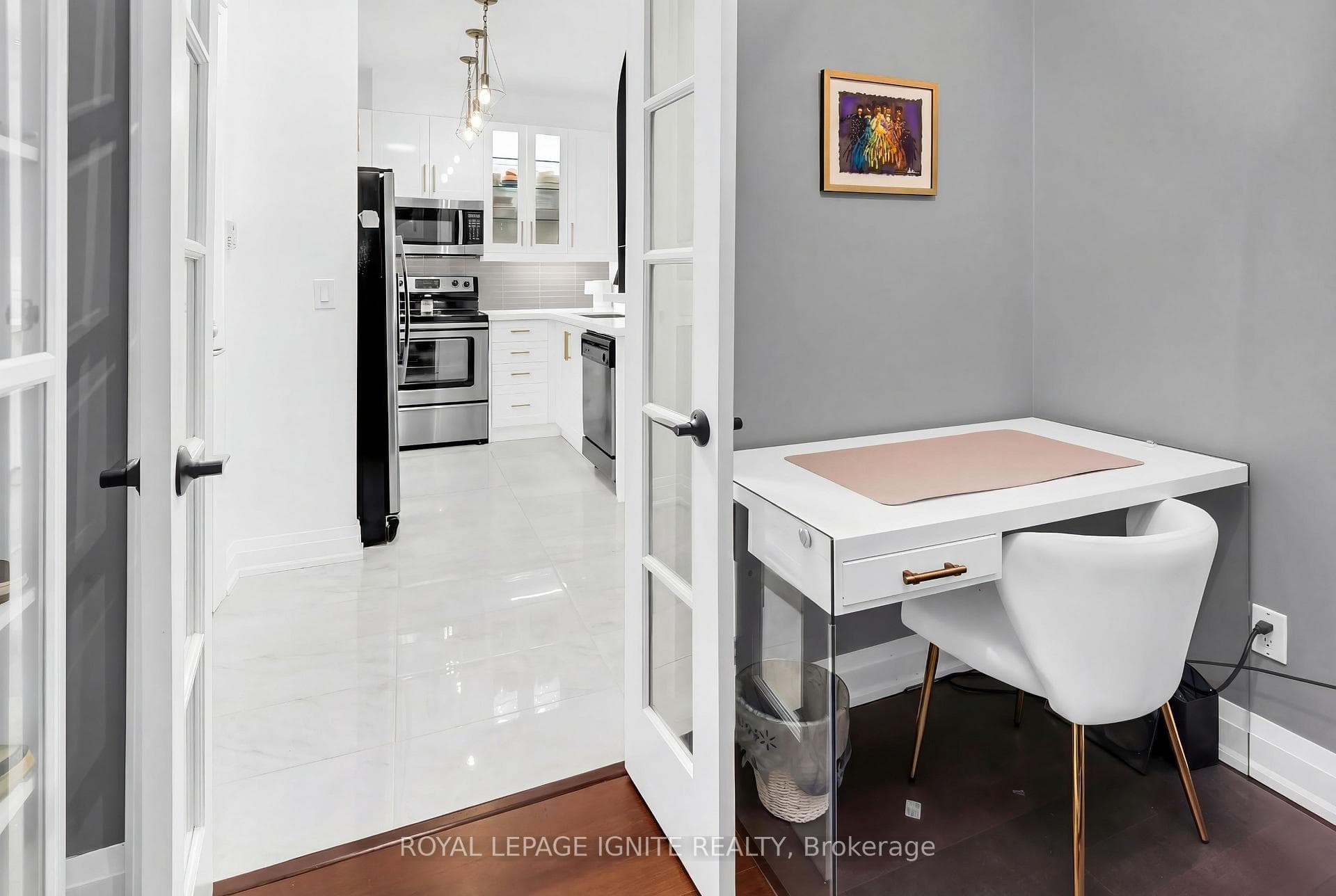 1135 Royal York Road Unit 704 photo 15