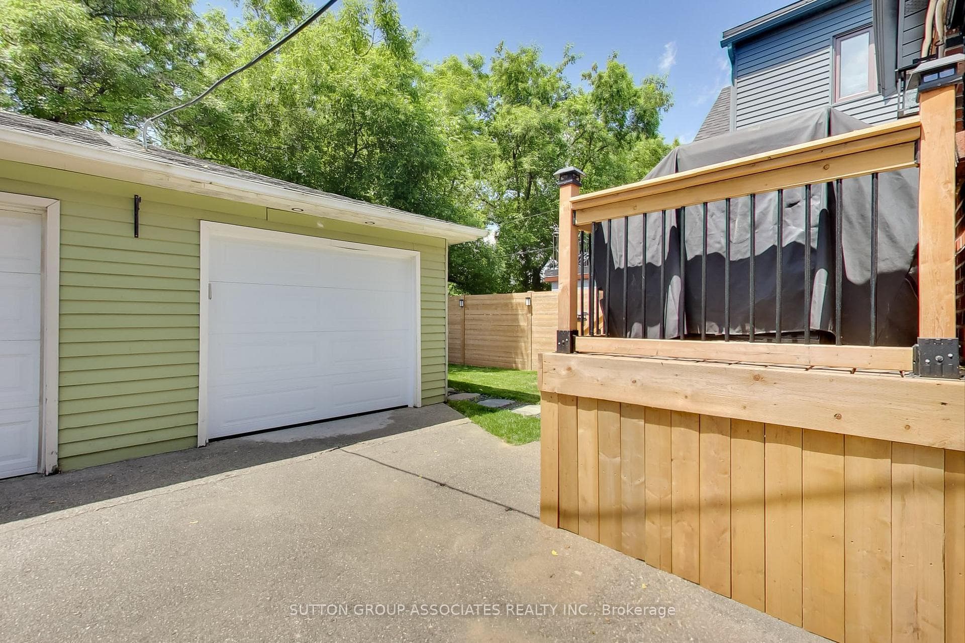 240 Winona Drive photo 40
