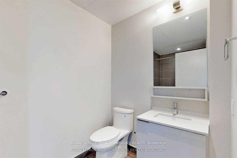 5 Buttermill Avenue Unit 5211 photo 12