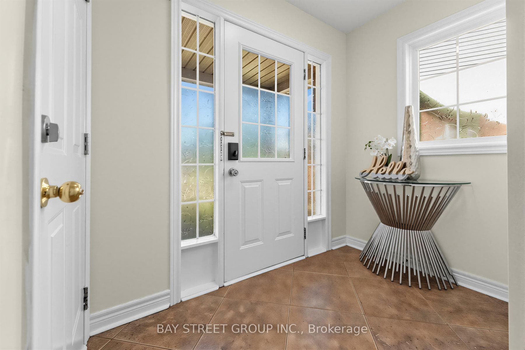 63 Dubrick Crescent photo 2