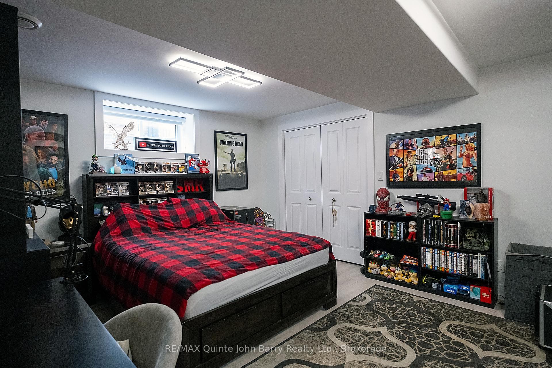 46 Birchmount Street photo 32
