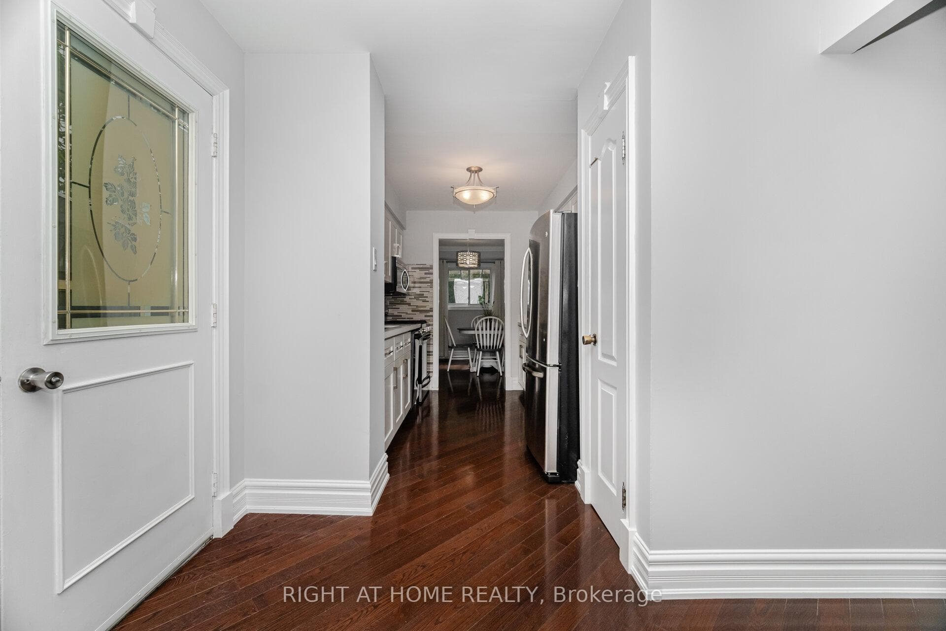 526 Holly Avenue photo 13