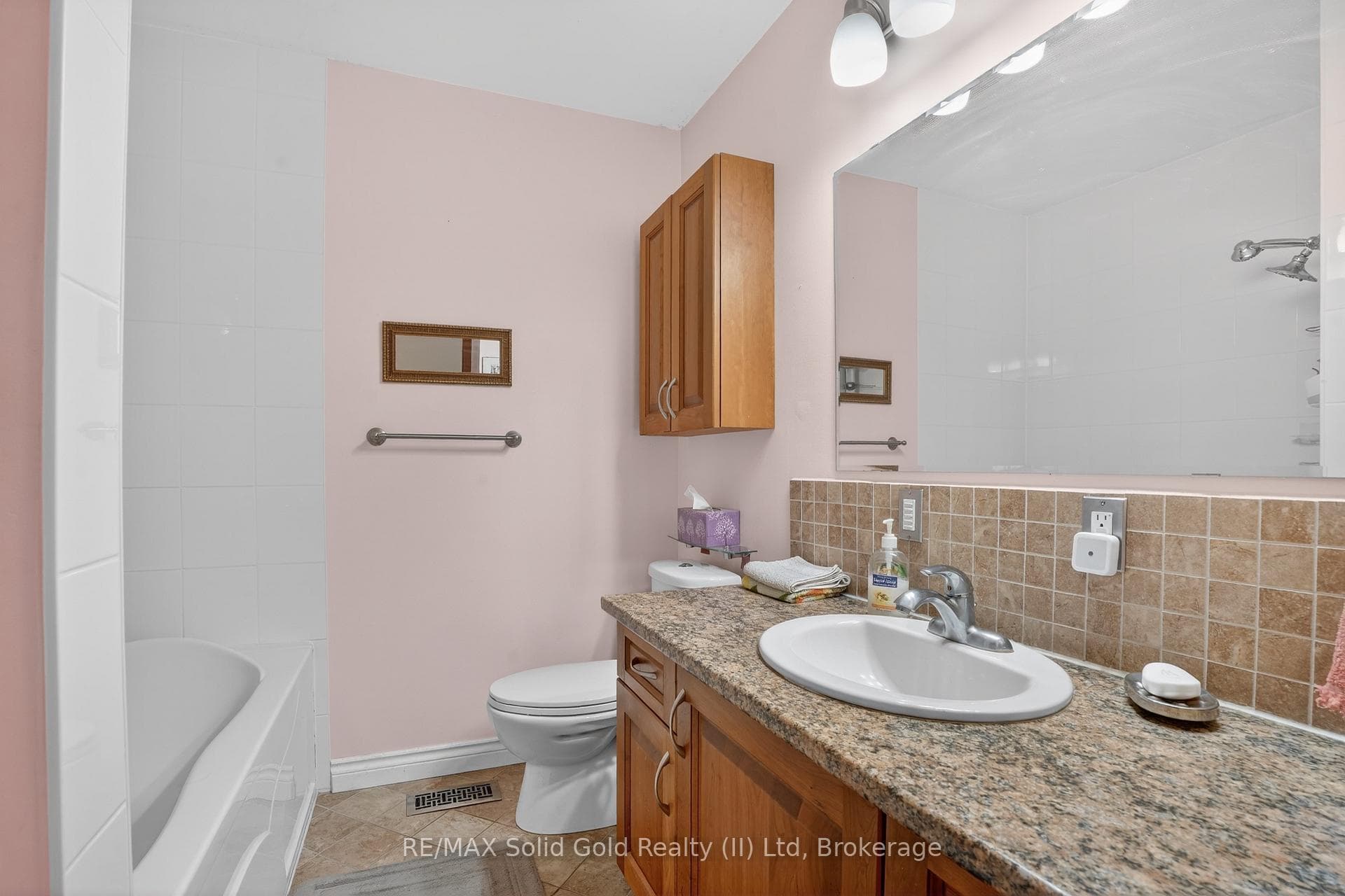 309 Daleside Place photo 26
