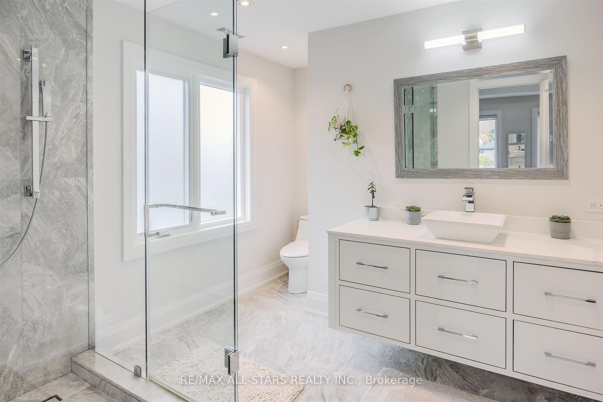Bedroom 2 Ensuite