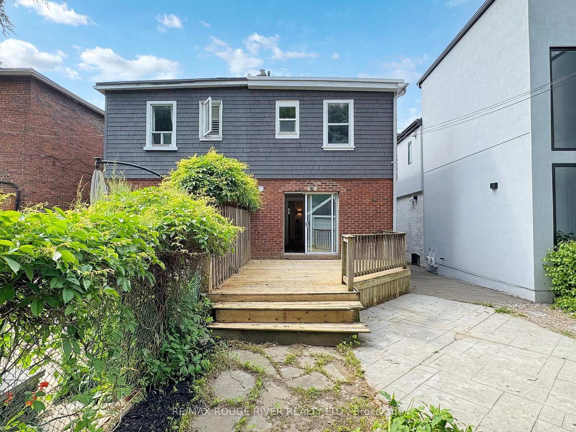 474 Merton Street photo 22