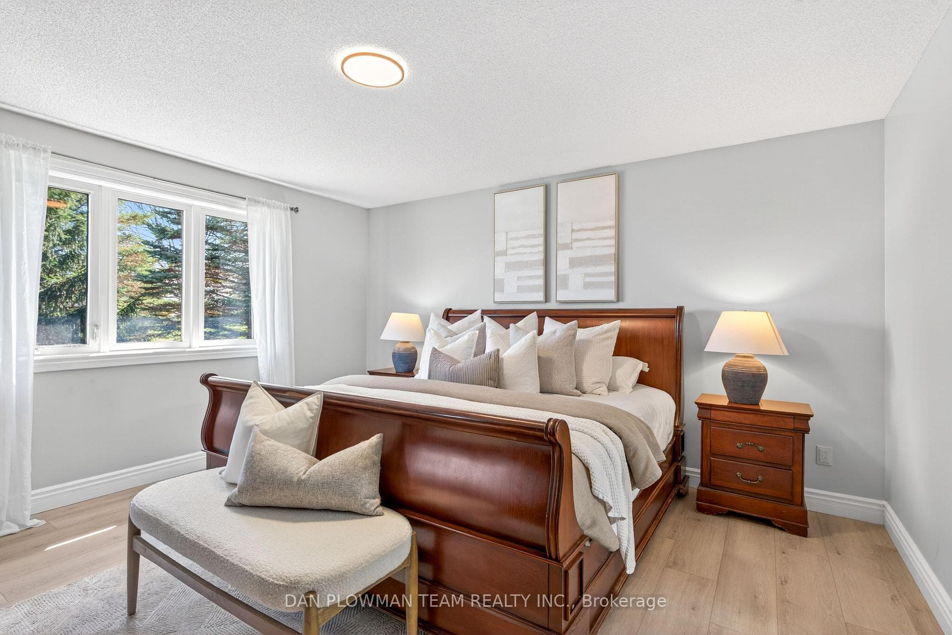 11 Steepleview Court photo 18