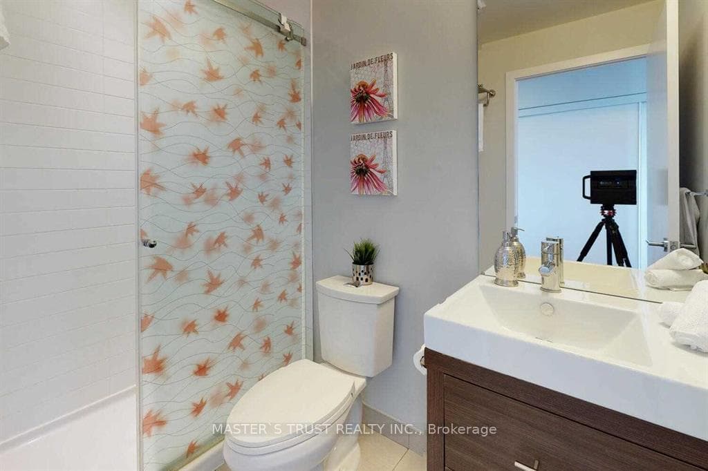 70 Forest Manor Road Unit 1606 photo 12
